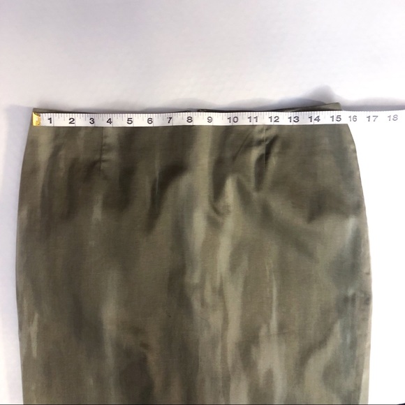 (Vera Wang) women's green Pencil skirt size 4. - Picture 5 of 7